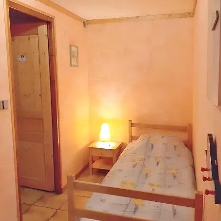 Cosy A 25 M² Avec Vue Montagne Apartment *